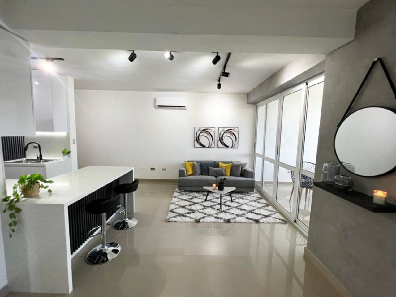 Modern Apartment in Las Chimeneas, Apartamento en Las Chimeneas